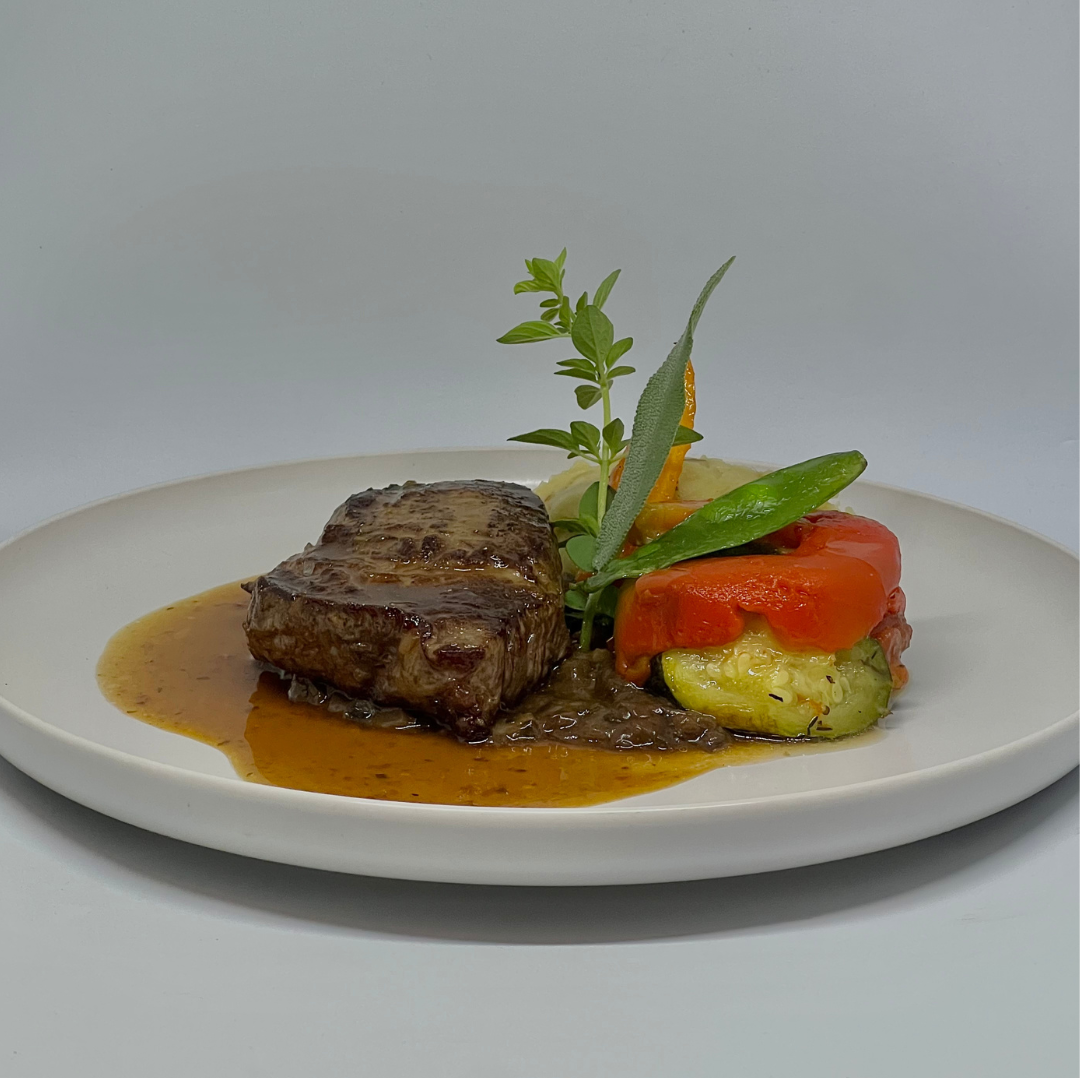 Filet de bœuf, ratatouille et jus provençal